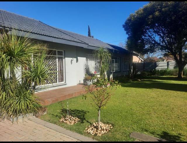 4 BEDROOM HOUSE FOR SALE IN ARCON PARK